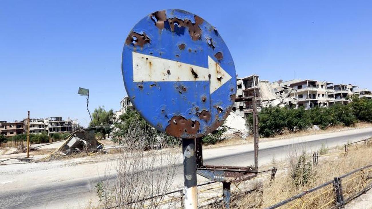 Militärbasis In Homs: Tote Bei Raketenangriff Auf Militärbasis In ...