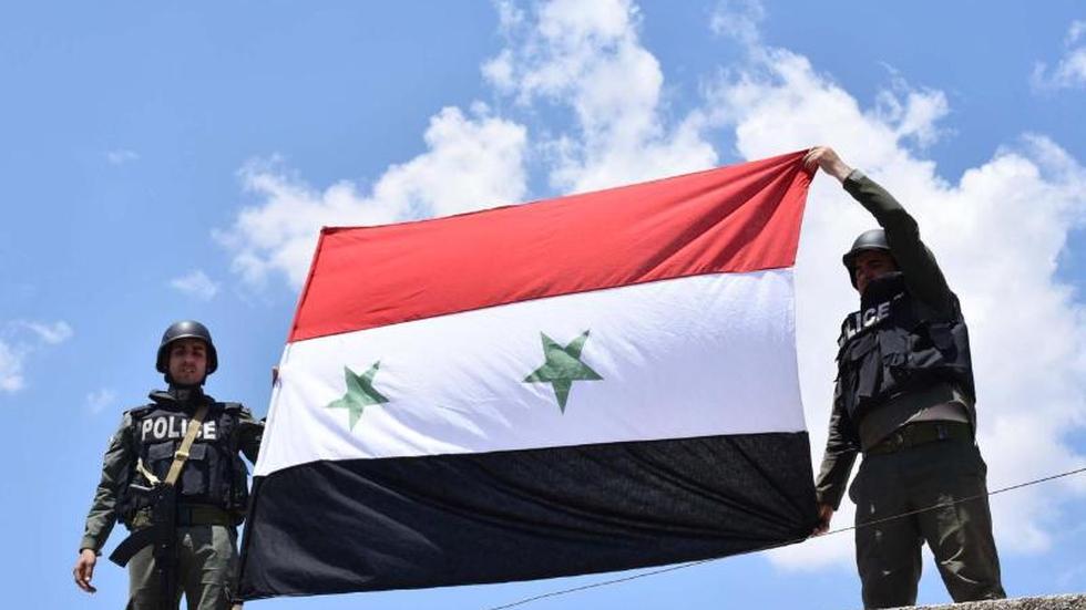 Flagge in Daraa gehisst: Wiege des syrischen Aufstands fällt