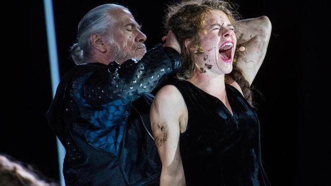 Blutiges Rheingold: "Siegfrieds Erben" eröffnet Nibelungen-Festspiele