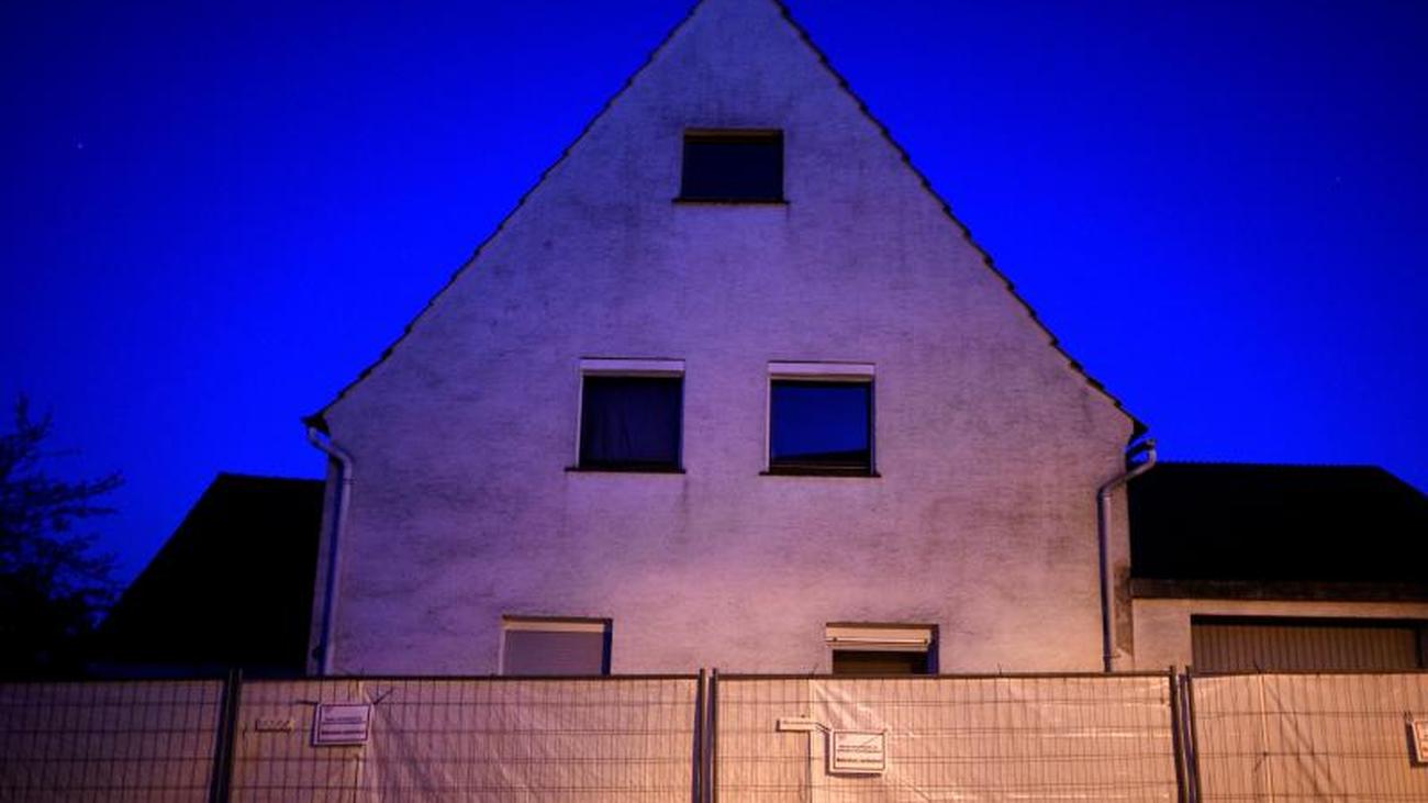 Er sucht sie höxter