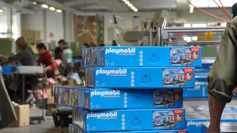 Streit Mit Der Gewerkschaft Playmobil Hersteller Keine Einigung Im Hitzepausen Streit Zeit Online