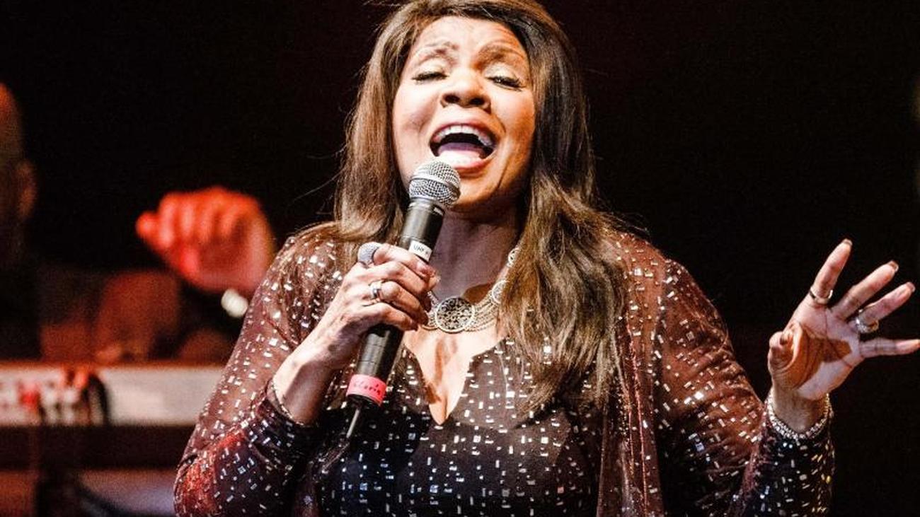 Gloria Gaynor