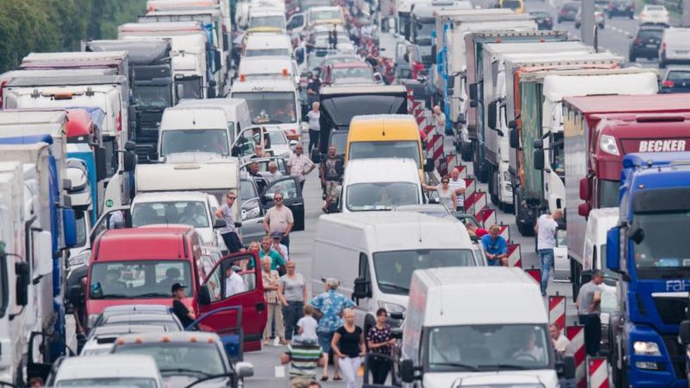 459.000 Stunden Stillstand: Rekord Auf Deutschen Autobahnen: Mehr Als ...