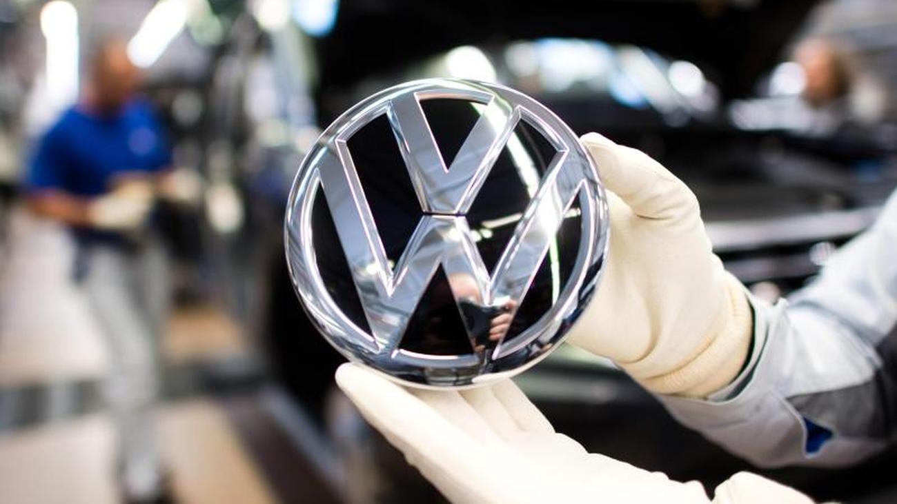 Job Cuts In Conversation Volkswagen Boss Pushes Austerity Measures Teller Report