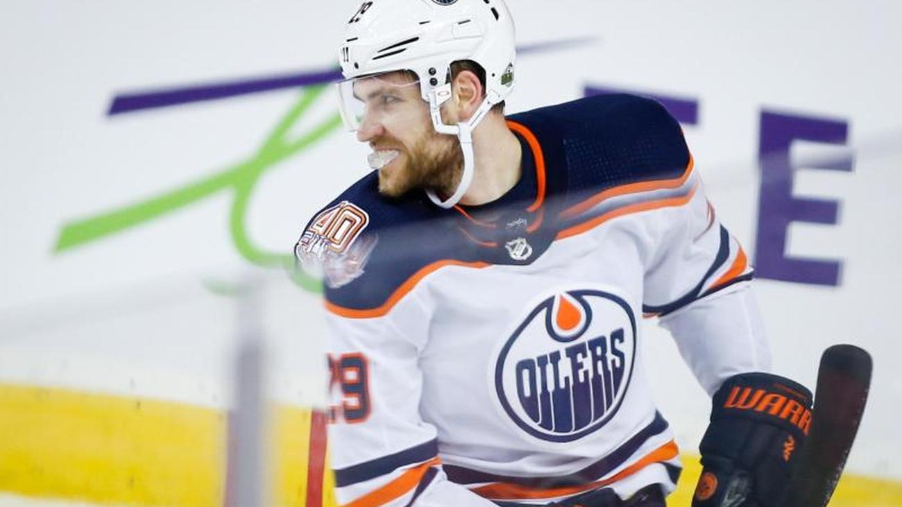 Eishockey Nationalmannschaft Start Der Wm Vorbereitung Deb Kampft Um Nhl Star Draisaitl Zeit Online
