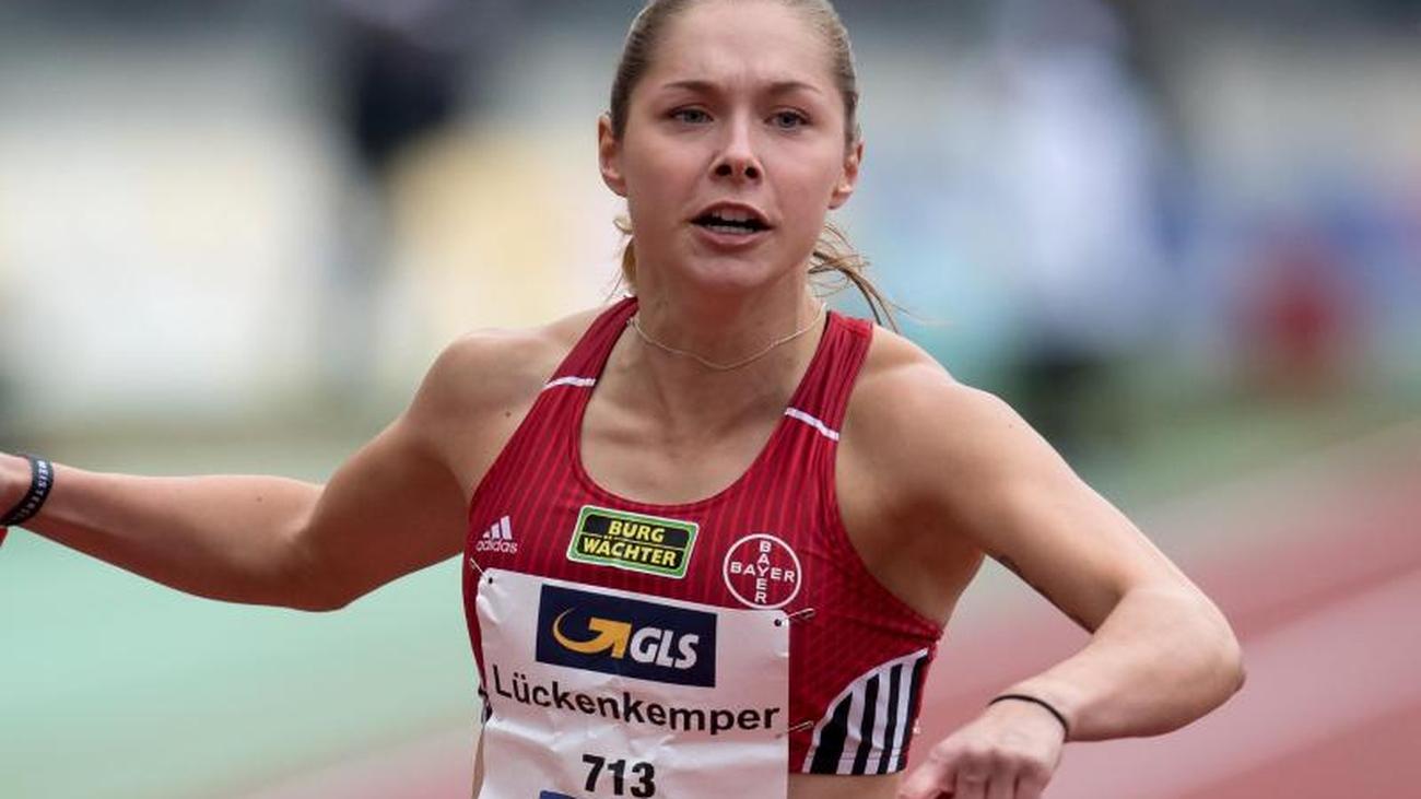 Джина люккенкемпер фото. Немецкая бегунья Gina Lückenkemper. Гина Люкенкемпер. Люкенкемпер легкоатлетка бег Германия. Gina Luckenkemper фото c.