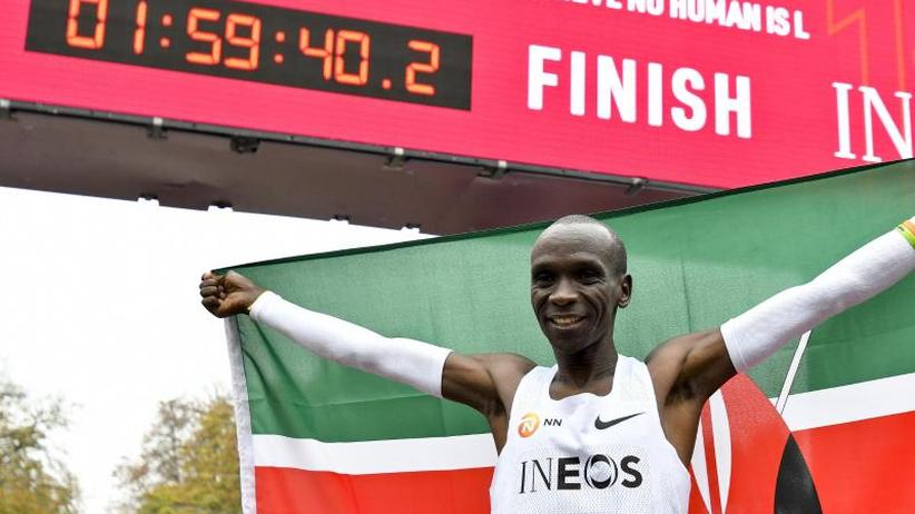 Historische Zeit in Wien: Marathon mit Makel: Kipchoge ...