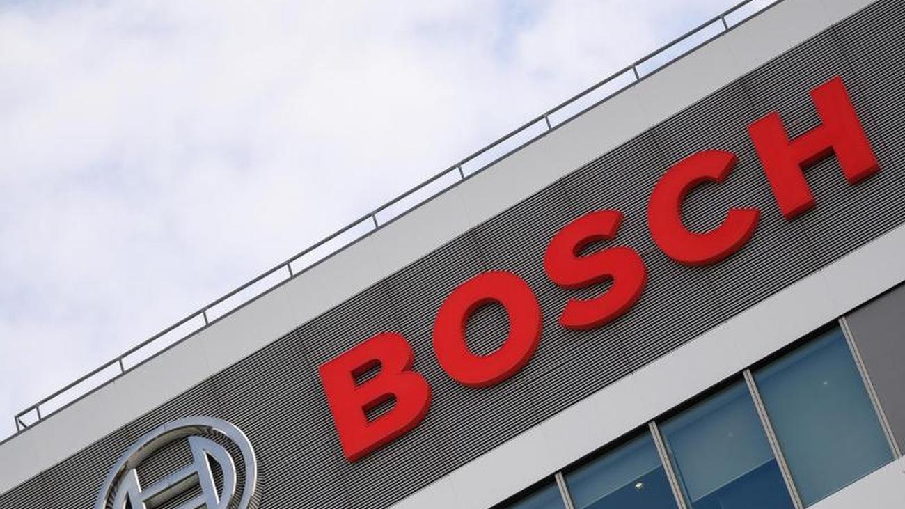 Automotive Crisis Bosch Wants To Reduce 1600 Jobs In Baden