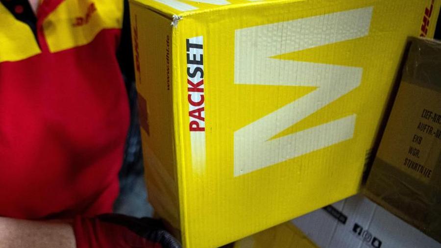 Klatsche Fur Die Post Deutsche Post Macht Pakete Wieder Billiger Zeit Online