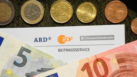 Erhohung Um 86 Cent Rundfunkbeitrag Kommission Empfiehlt 18 36