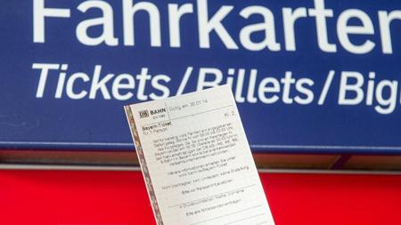 Gutscheine Weiter Erhaltlich Bahn Verlangert Kulanzregelung Uber 1 Mai Hinaus Zeit Online