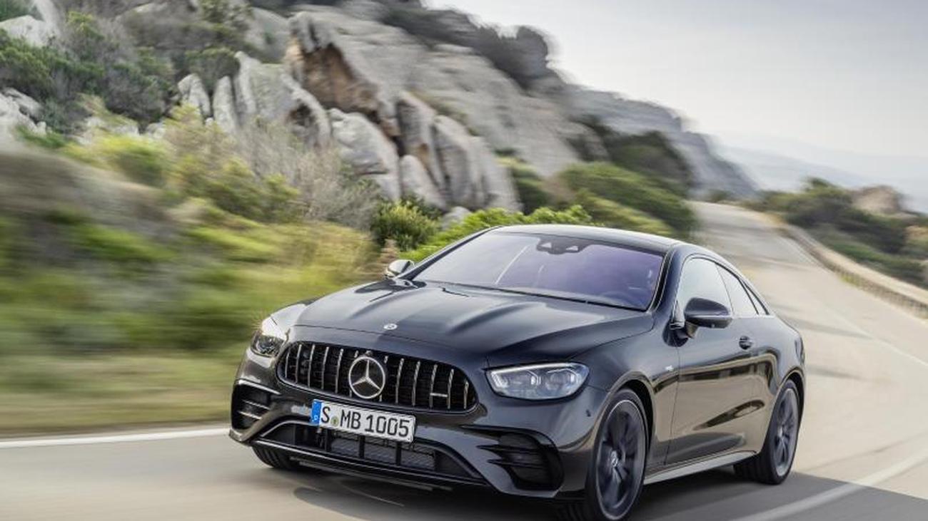 Neue Motoren Zweiturer Der Mercedes E Klasse Bekommt Update Zeit Online