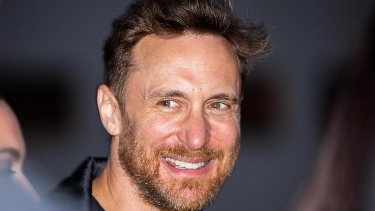 Corona Hilfe David Guetta Feiert Virtuelle Dachparty In New York Zeit Online