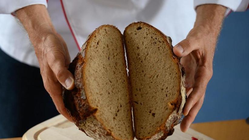 Honigbraun Bis Sepiaschwarz: Was Ein Brotsommelier Alles Sieht | Zeit Online