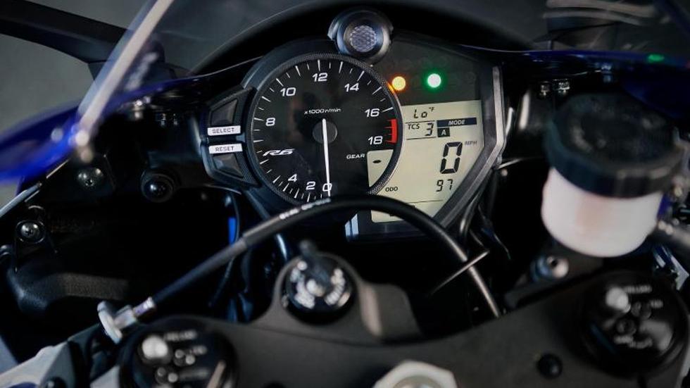 Motorrad: Digital-Cockpit verdrängt Rundinstrumente