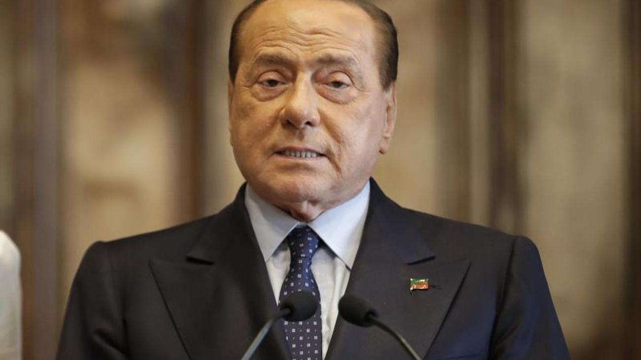 Italiens Ex Regierungschef Silvio Berlusconi Positiv Auf Corona Getestet Zeit Online