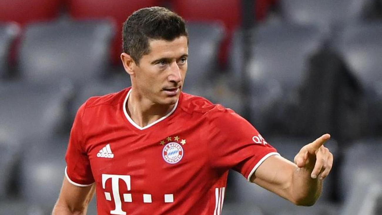 Auszeichnung Uefa Fussballer Des Jahres Lewandowski Und Neuer Nominiert Zeit Online