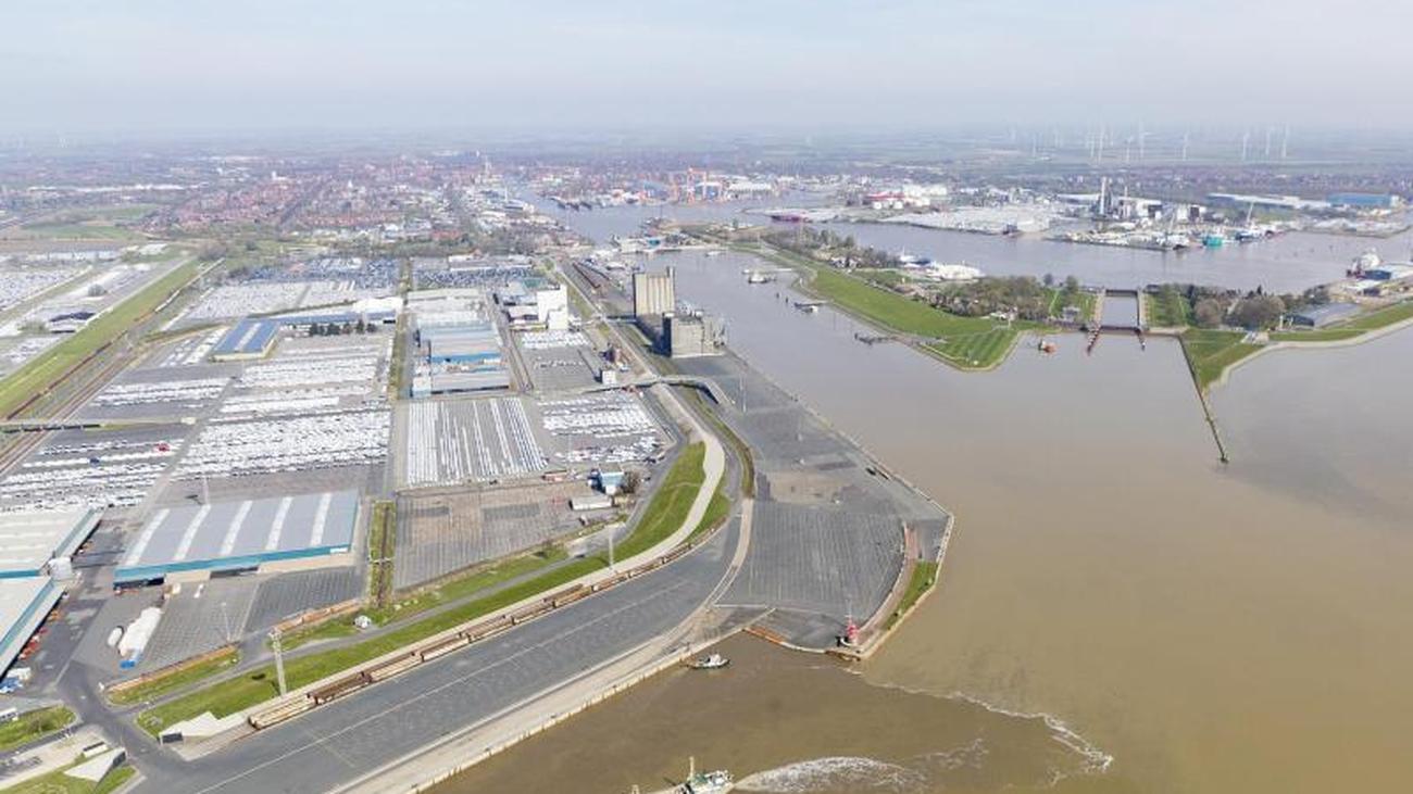 Shipping Lower Saxony Invests In The Port Of Emden Teller Report