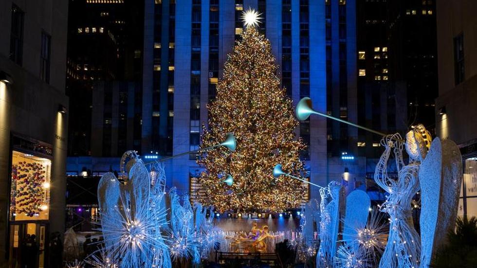 Trotz Corona Lichter am RockefellerWeihnachtsbaum angezündet ZEIT