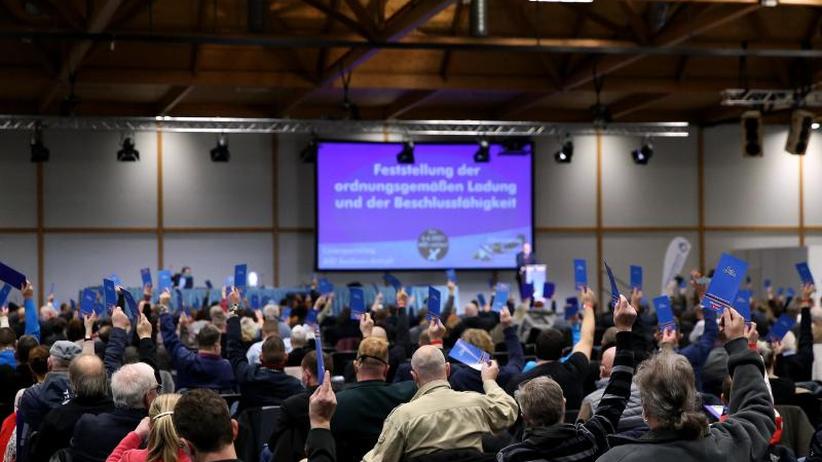Landtag: Kirchner AfD-Spitzenkandidat: Bombendrohung bei ...