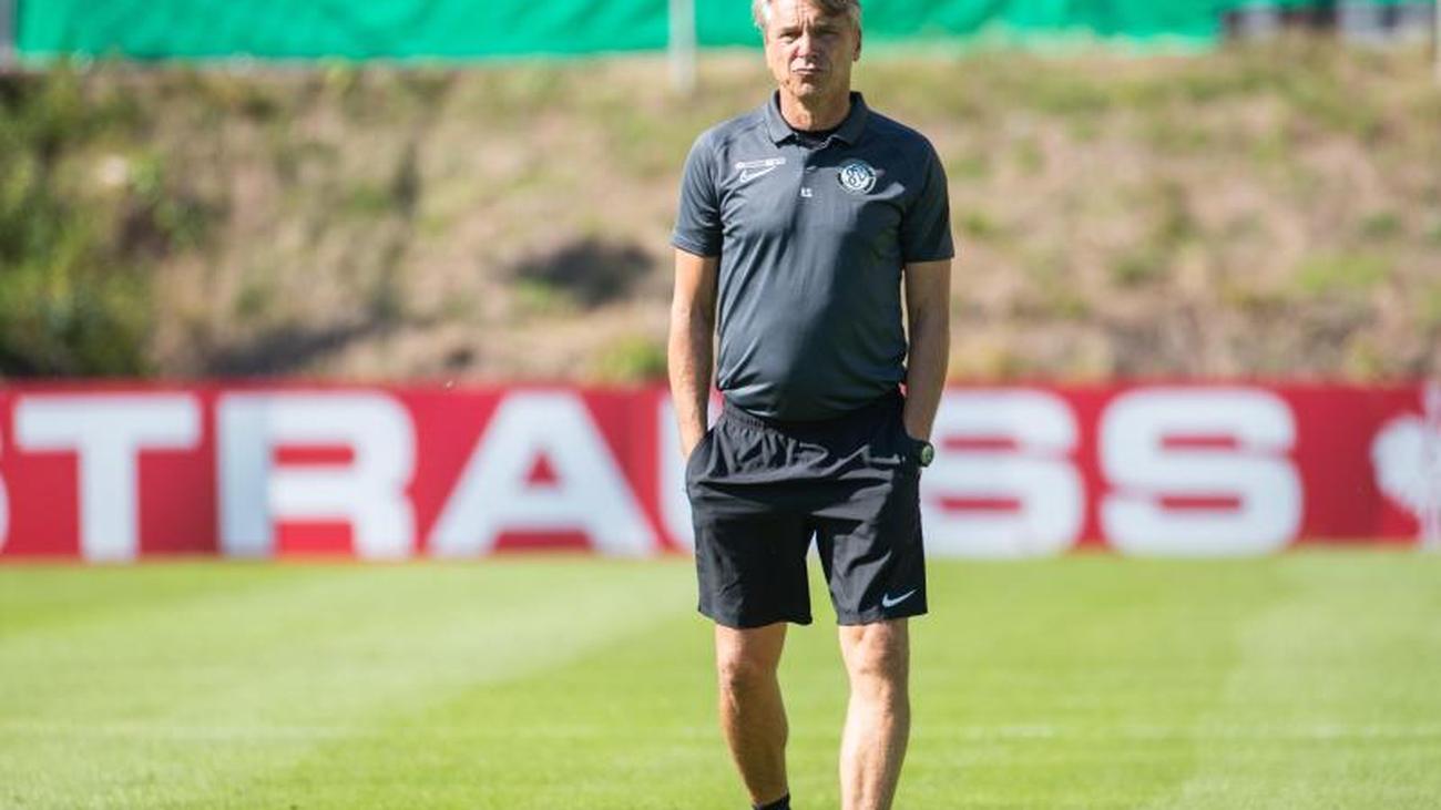 Fußball SV Elversberg träumt von Pokalcoup gegen Mönchengladbach ZEIT ONLINE Fußball SV Elversberg träumt von Pokalcoup gegen Mönchengladbach ZEIT ONLINE