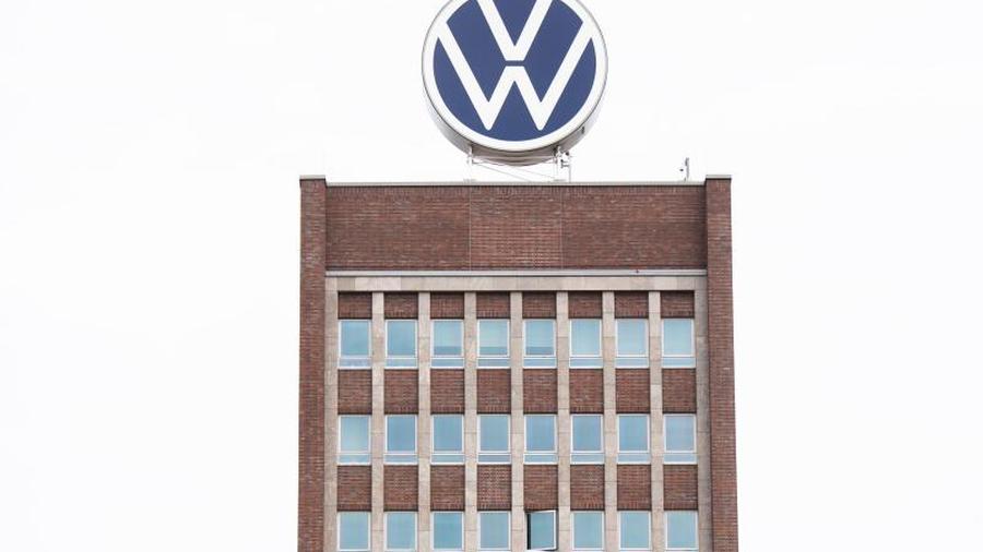 Auto Vw Stammwerk Wolfsburg Plant Wegen Chipflaute Kurzarbeit Zeit Online