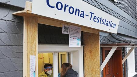 Zahlen Des Rki Mehr Als Zwei Millionen Corona Infektionen In Deutschland Zeit Online