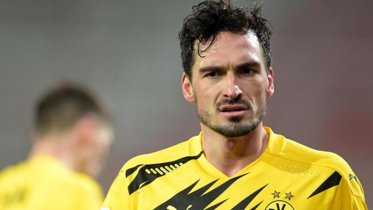 Fußball: Olympia 2021: Dortmunds Mats Hummels auf der ...