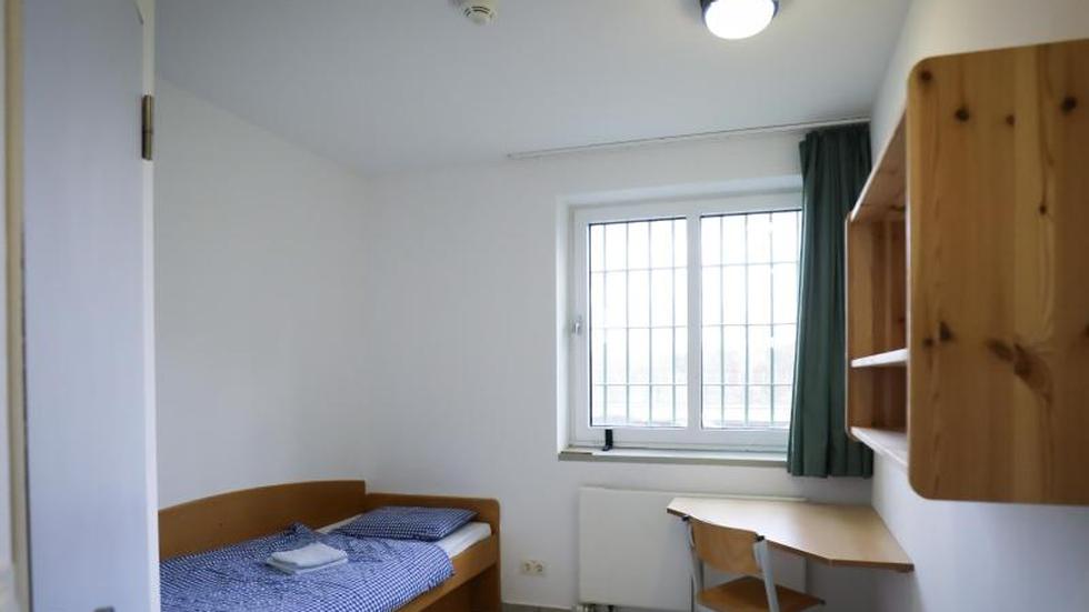 Gesundheit: Blick in einen Zellenraum in einem Flügel der Jugendarrestanstalt Moltsfelde.