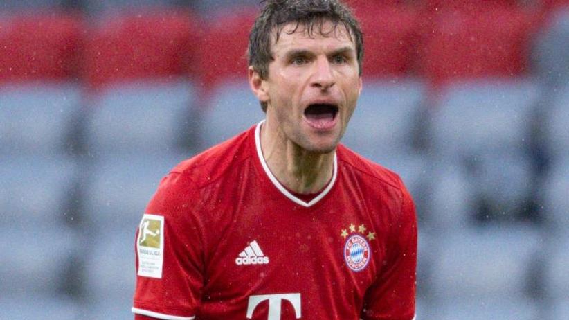 Fußball: Müller meldet sich nach Corona-Infektion "wieder ...