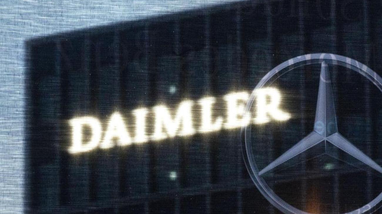Auto Daimler Erhoht Die Dividende Und Erntet Scharfe Kritik Zeit Online