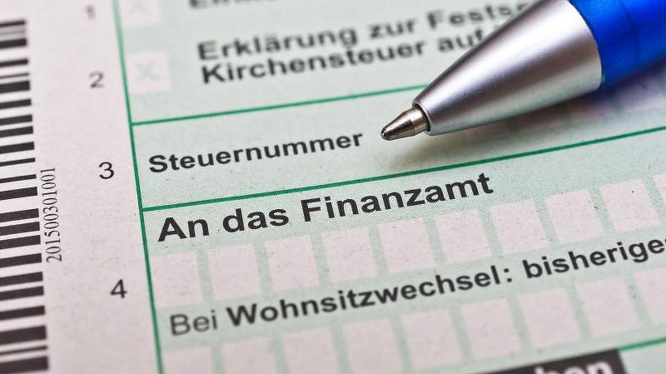 Steuer in der Pandemie CoronaBonus gilt auch bei Abfindungen ZEIT