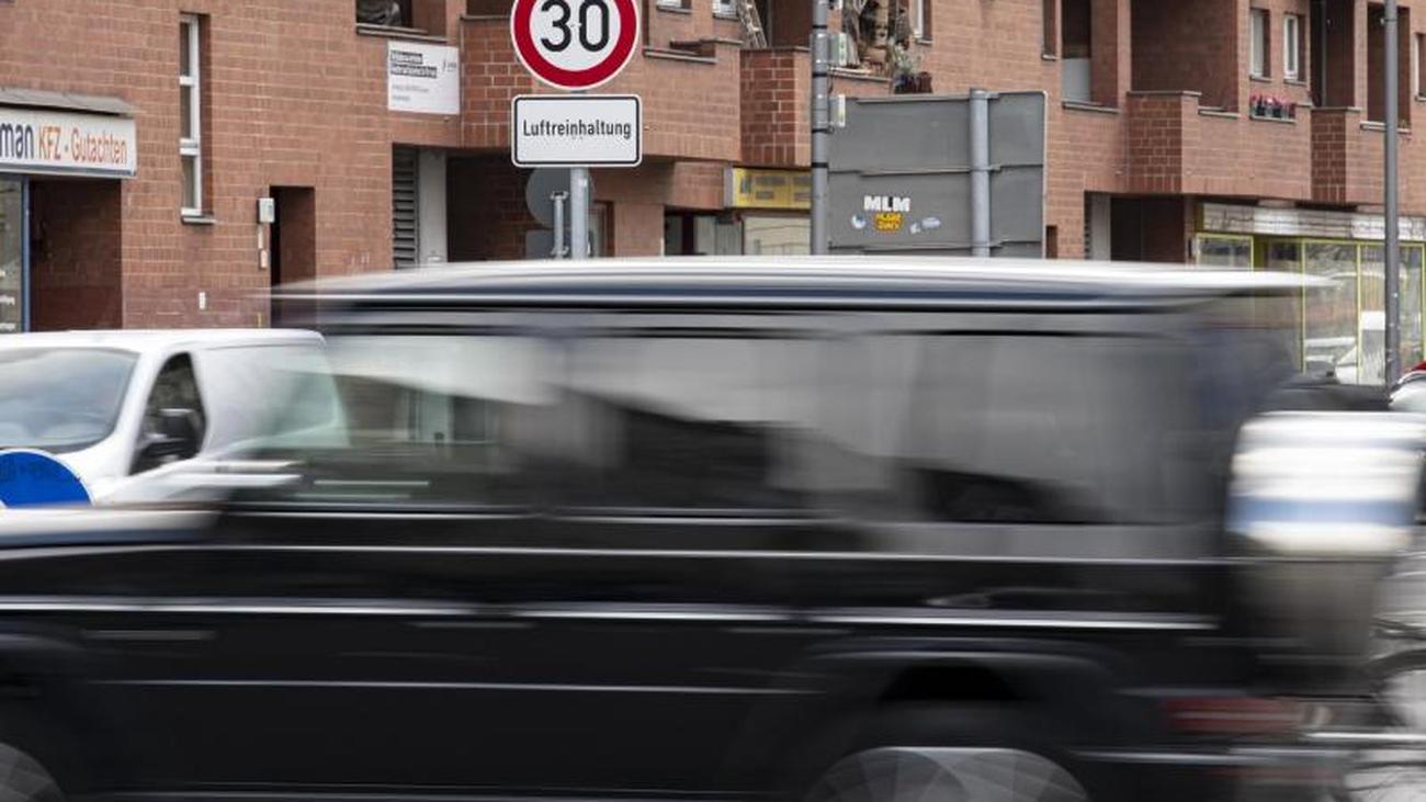 Verkehr: Hermann kann mit neuem Bußgeldkatalog gut leben ...