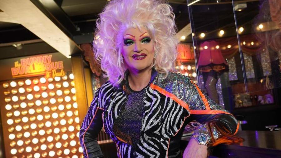 Biografie Dragqueen Olivia Jones Gewahrt Ungeschminkte Einblicke Zeit Online