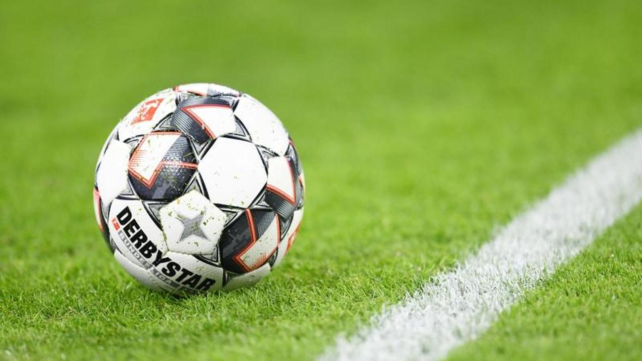 Fußball Saison 2021/17 Fußball Saison 2021/17