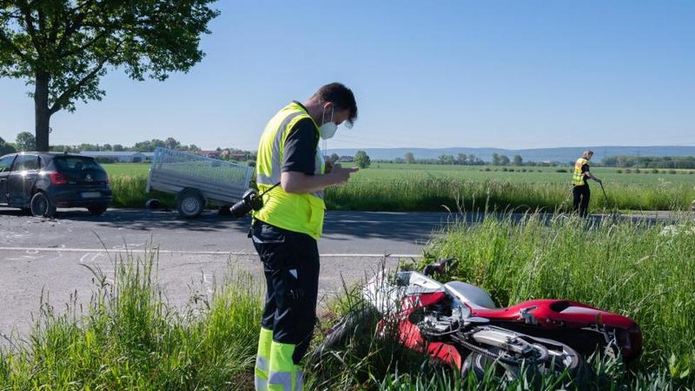 Unfälle: Motorradfahrer Stirbt Bei Zusammenstoß Mit Auto | ZEIT ONLINE