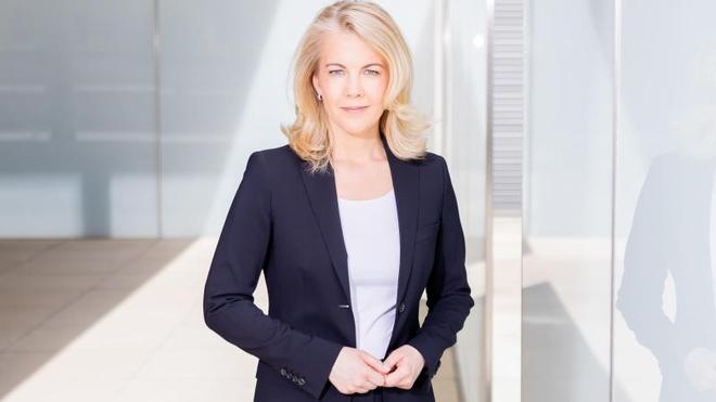 Wirtschaft: Linda Teuteberg (FDP) schaut in die Kamera.