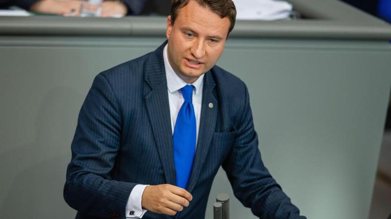 Bundestag Ermittlungen gegen Hauptmann könnten Monate dauern ZEIT ONLINE