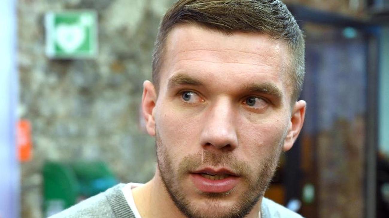 Transfermarkt: Lukas Podolski wechselt zu Gornik Zabrze in ...