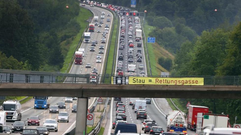 Verkehr Ein Wochenende voller Staus auf Bayerns Autobahnen ZEIT ONLINE