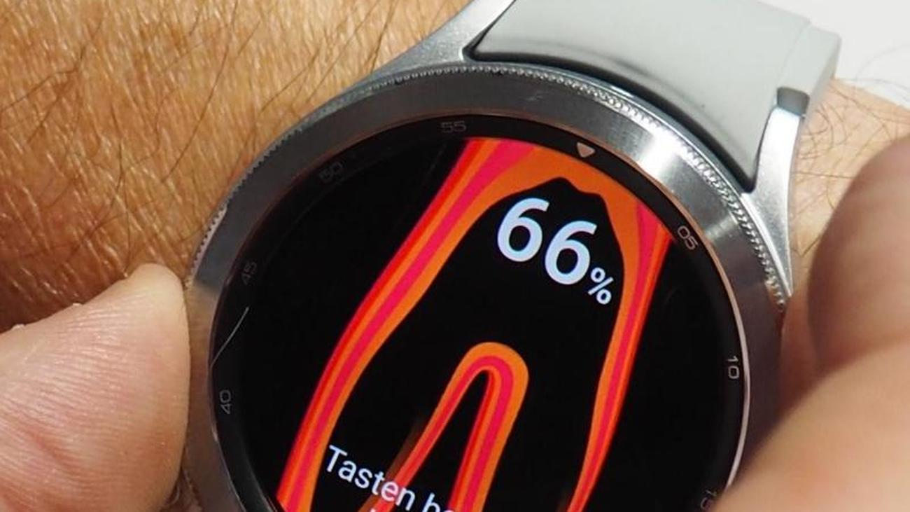 Galaxy Watch 4 Samsungs neue Smartwatch misst Muskelmasse und