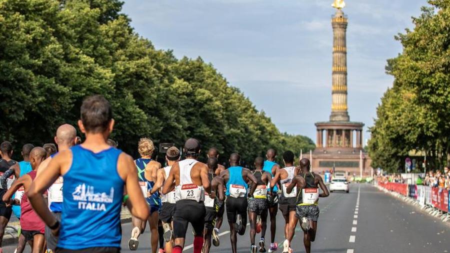 Leichtathletik Kenianische Dreifacherfolge Beim Berliner Halbmarathon Zeit Online