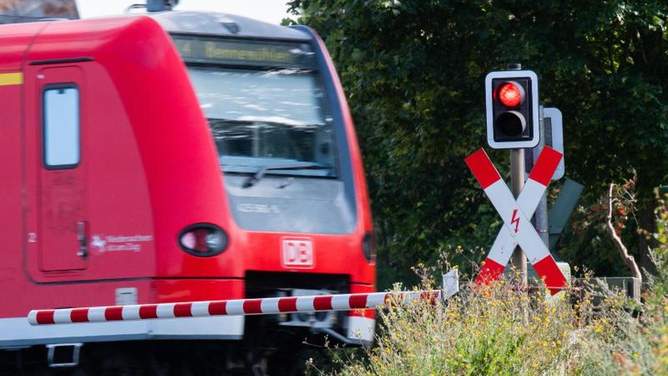 Bahn Streik bei der Bahn Massive Einschränkungen auch in