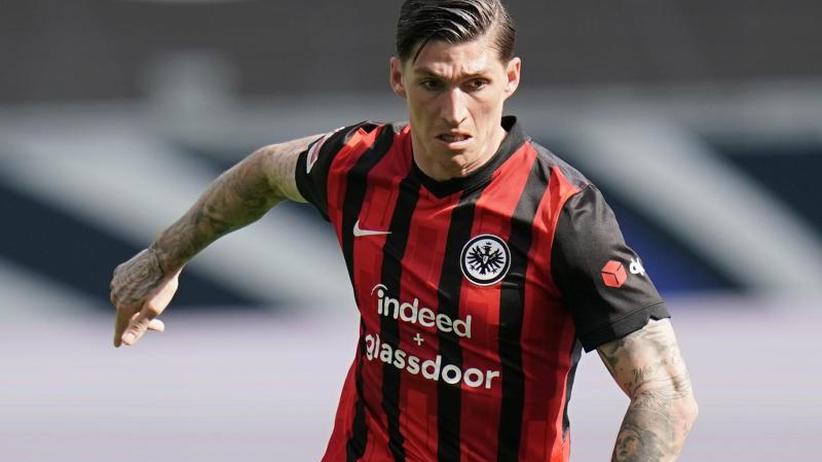 Fußball Frankfurts Steven Zuber auf Leihbasis zu AEK Athen ZEIT ONLINE