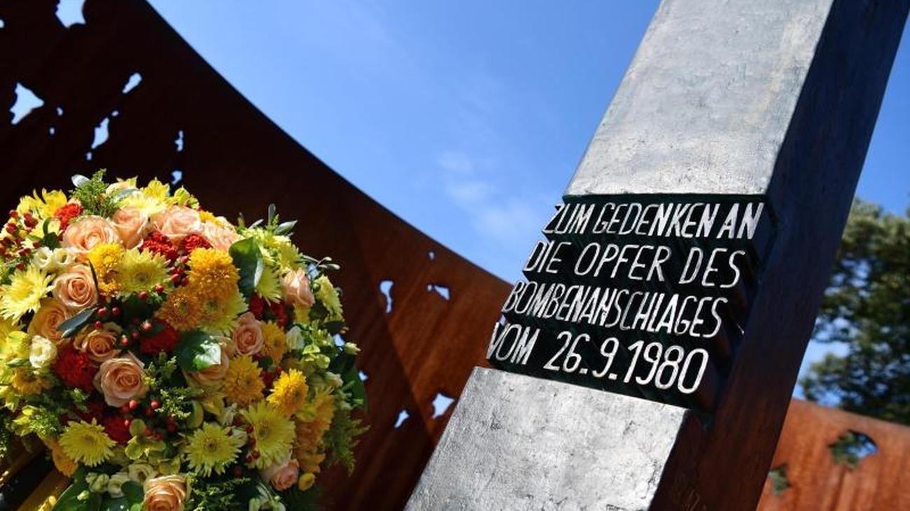 denkmal für die wiesn attentat opfer 1980