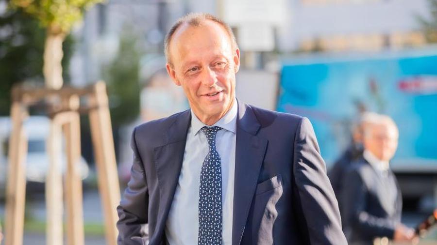 Wahlen Ruckkehr In Bundestag Friedrich Merz Gewinnt Direktmandat Zeit Online