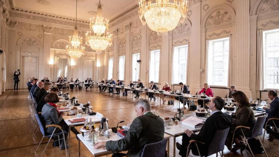 Bayern will neuen Lockdown verhindern Auch für Ungeimpfte