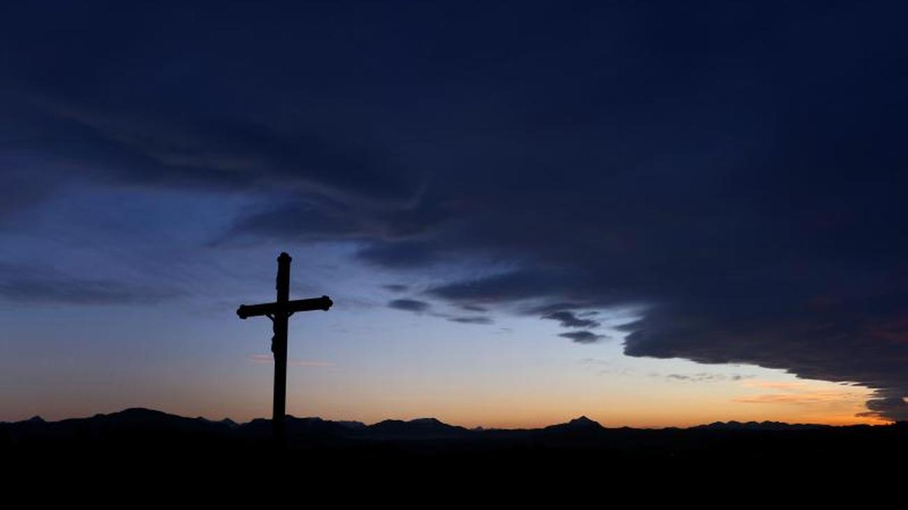 Kirche Schulfrei am Buß und Bettag, doch Eltern arbeiten ZEIT ONLINE Kirche Schulfrei am Buß und Bettag, doch Eltern arbeiten ZEIT ONLINE