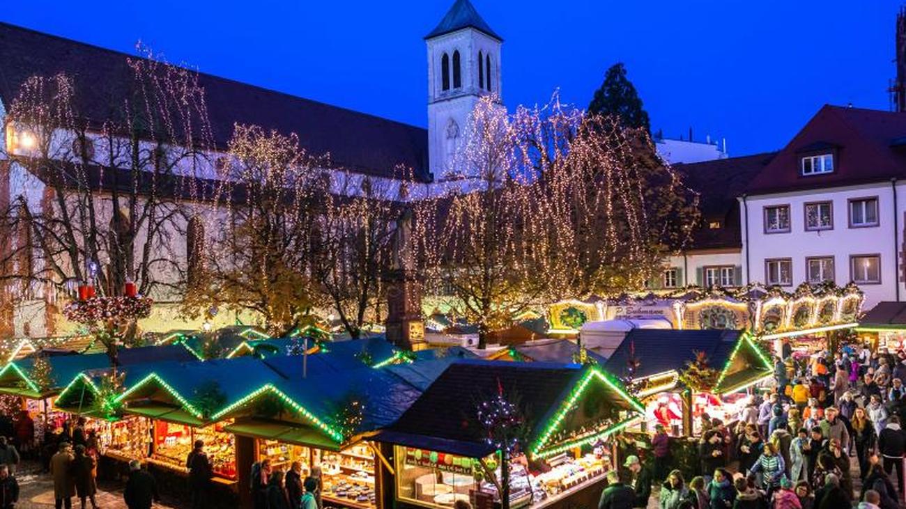 Brauchtum: Erste Weihnachtsmärkte öffnen Für Besucher | ZEIT ONLINE