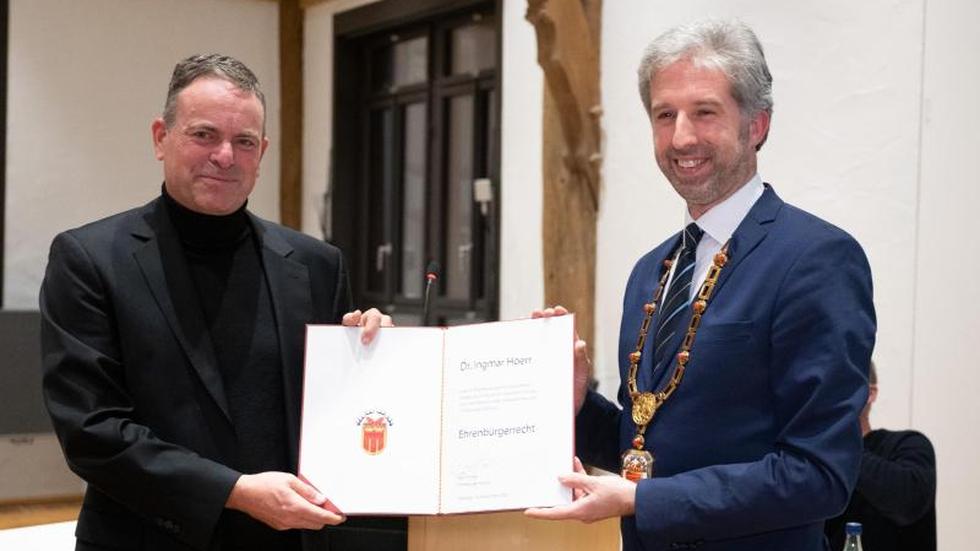 Auszeichnungen CurevacGründer Ingmar Hoerr neuer Ehrenbürger von